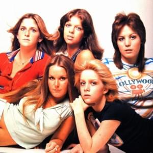 I Love Playing With Fire - The Runaways