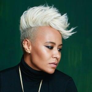 Mountains - live at the royal albert hall - Emeli Sandé