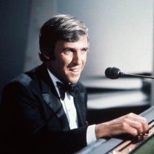 Walk On By (Live) - Burt Bacharach