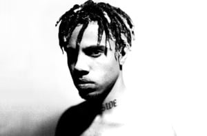 Untitled Snippets 3 - VIC MENSA