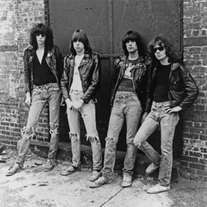 Commando - remastered version - Ramones