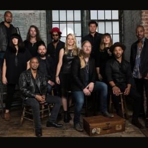 Love Has Something Else To Say (With Kissing My Love) - Tedeschi Trucks Band