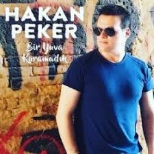 Bir Yuva Kuramadık - Hakan Peker