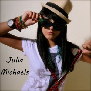 Born To Party - Julia Michaels