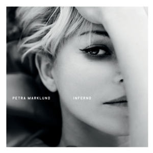 Aska i vinden - Petra Marklund