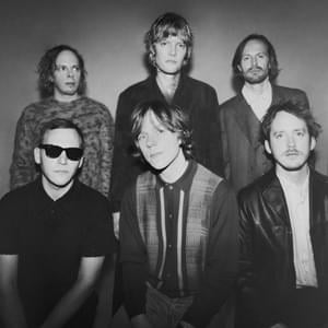 In one ear - new radio edit - Cage The Elephant