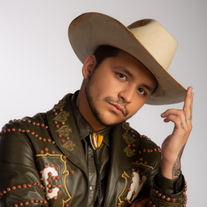 Vaciando Botellas* - Christian Nodal (Ft. Santa RM)