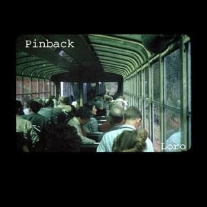 Loro - Pinback