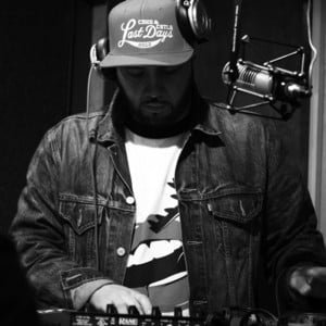 Invasion Radio Freestyle Part 1 - DJ Green Lantern (Ft. Beanie Sigel, Freeway, Styles P & Uncle Murda)