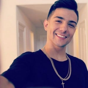 Tan Hermosa - Luis Coronel