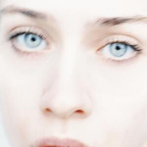 Fiona Apple - The First Taste (Traduction Française) - Lyrxo traductions françaises