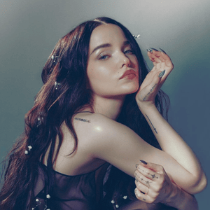 I’m In Love With A Girl - Dove Cameron