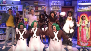 Bodega Bathroom - Saturday Night Live (Ft. Aidy Bryant, Beck Bennett, Cecily Strong, Chris Redd, John Mulaney, Kate McKinnon, Kenan Thompson, Kyle Mooney, Melissa Villaseñor, Mikey Day & Pete Davidson)