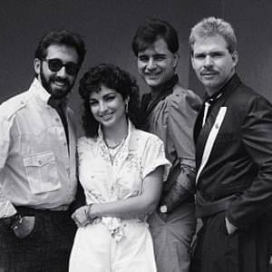 Alguien Que Te Quiera - Miami Sound Machine