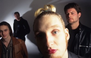 I Don’t Wanna Be a Soldier (remix) - Mad Season