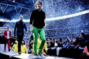 Hysteria [Live From Wembley Stadium] - Muse