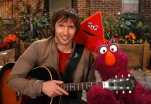 My Triangle - Sesame Street (Ft. James Blunt & Telly Monster)