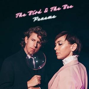 Panama - ​the bird and the bee