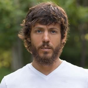 When I’m Holdin’ Her - Chris Janson