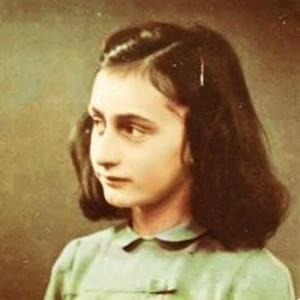 ‎ann frank song 1/10 - XO_willow☆