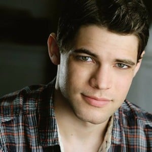 Carry On - Jeremy Jordan