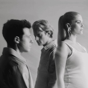 Under The Stars - London Grammar