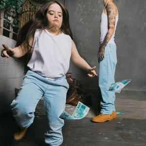 Pé No Chão - Leviano