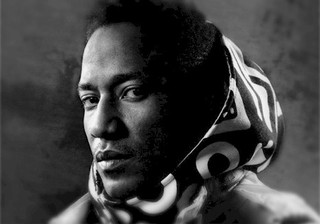 Rhythm (scratch intro) [feat. prince paul, questlove & randy watson] - Q-Tip